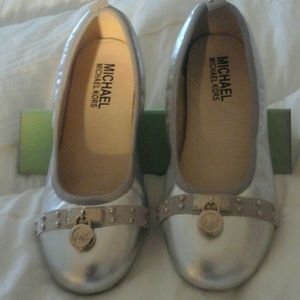 Michael Kors Silver Flats